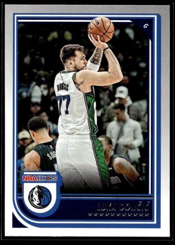 2022 NBA Hoops Dallas Mavericks #119 Luka Doncic