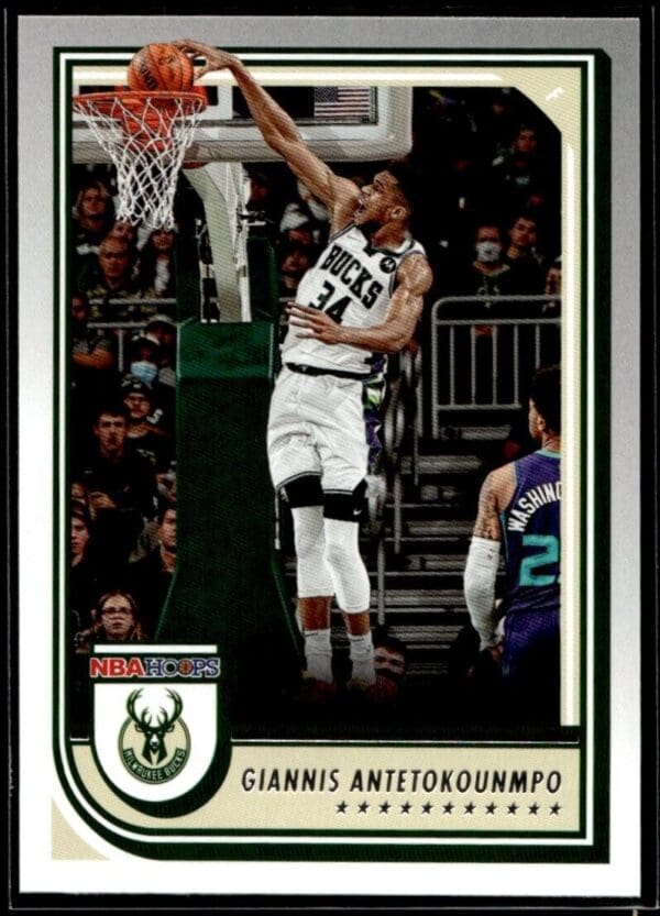 2022 Hoops Milwaukee Bucks #44 Giannis Antetokounmpo