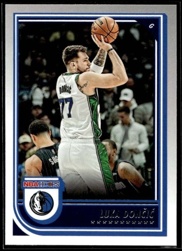 2022 Hoops Dallas Mavericks #119 Luka Doncic