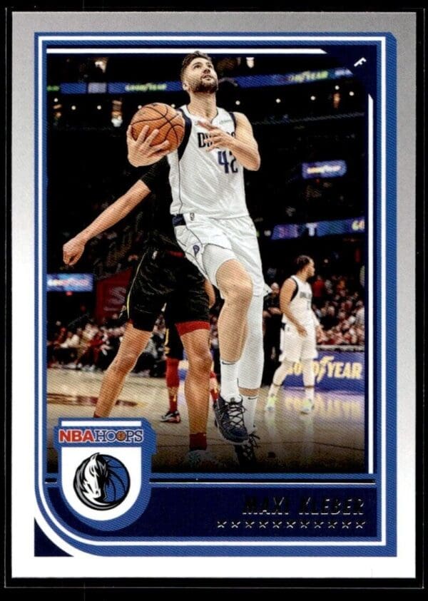 2022 NBA Hoops Dallas Mavericks #124 Maxi Kleber