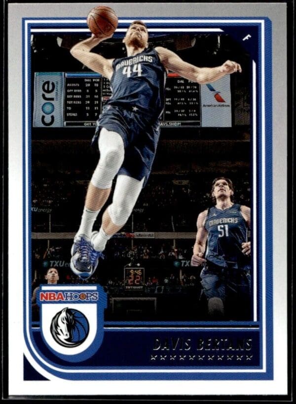 2022 Hoops Dallas Mavericks #125 Davis Bertans
