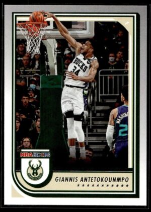 2022 NBA Hoops Milwaukee Bucks #44 Giannis Antetokounmpo