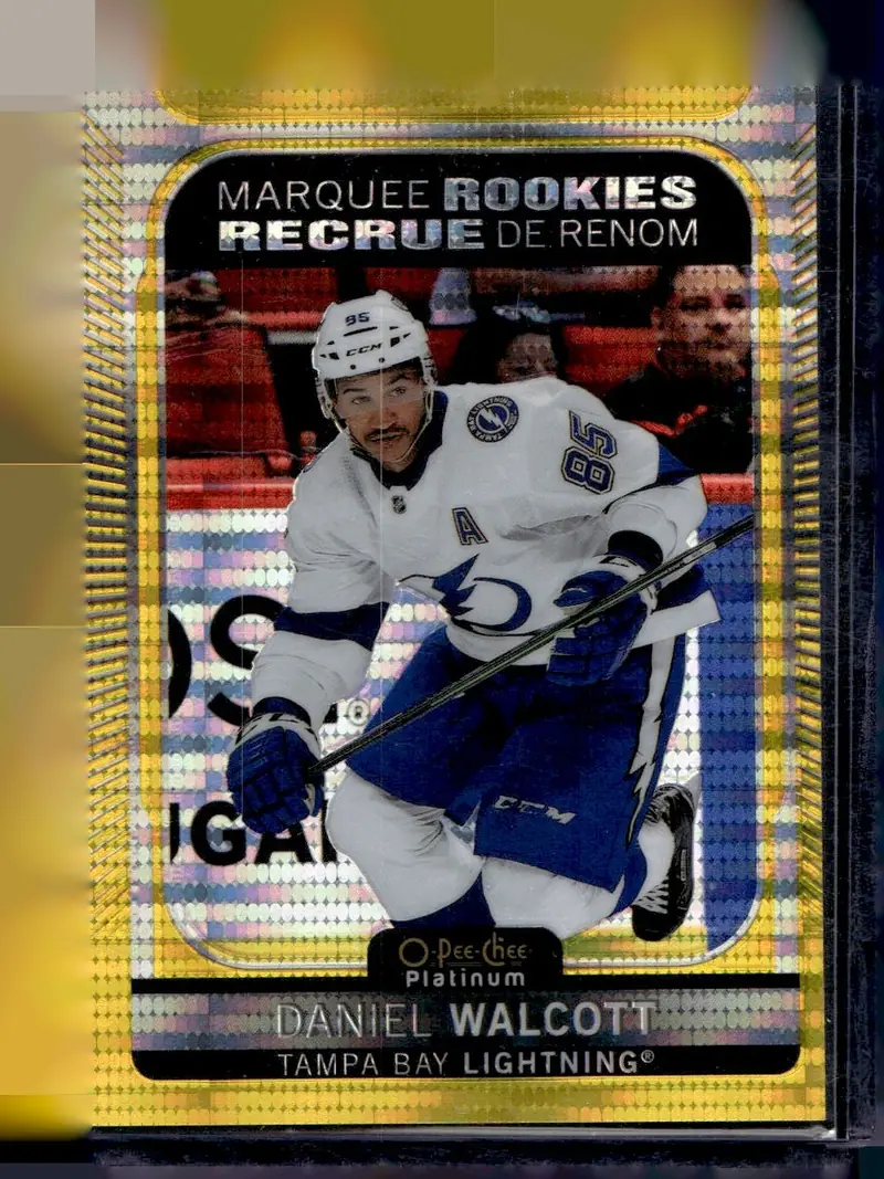 2021-22 O-Pee-Chee Platinum #258 Daniel Walcott – Seismic Gold (front)