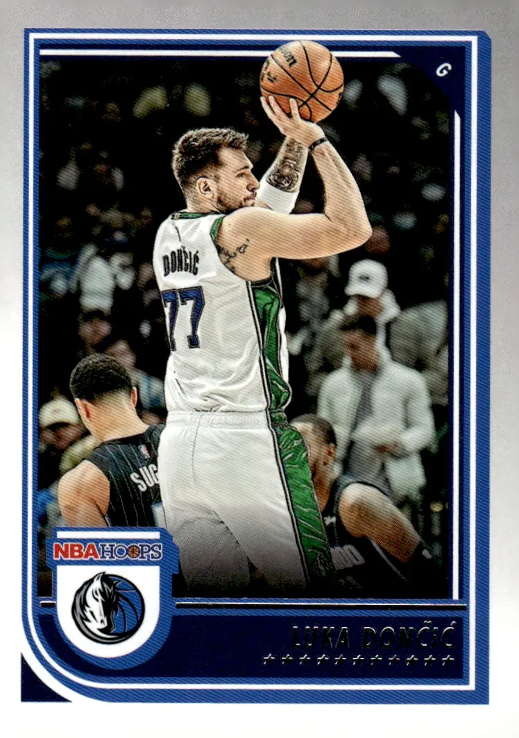2022-23 NBA Hoops #119 Luka Dončić (front)