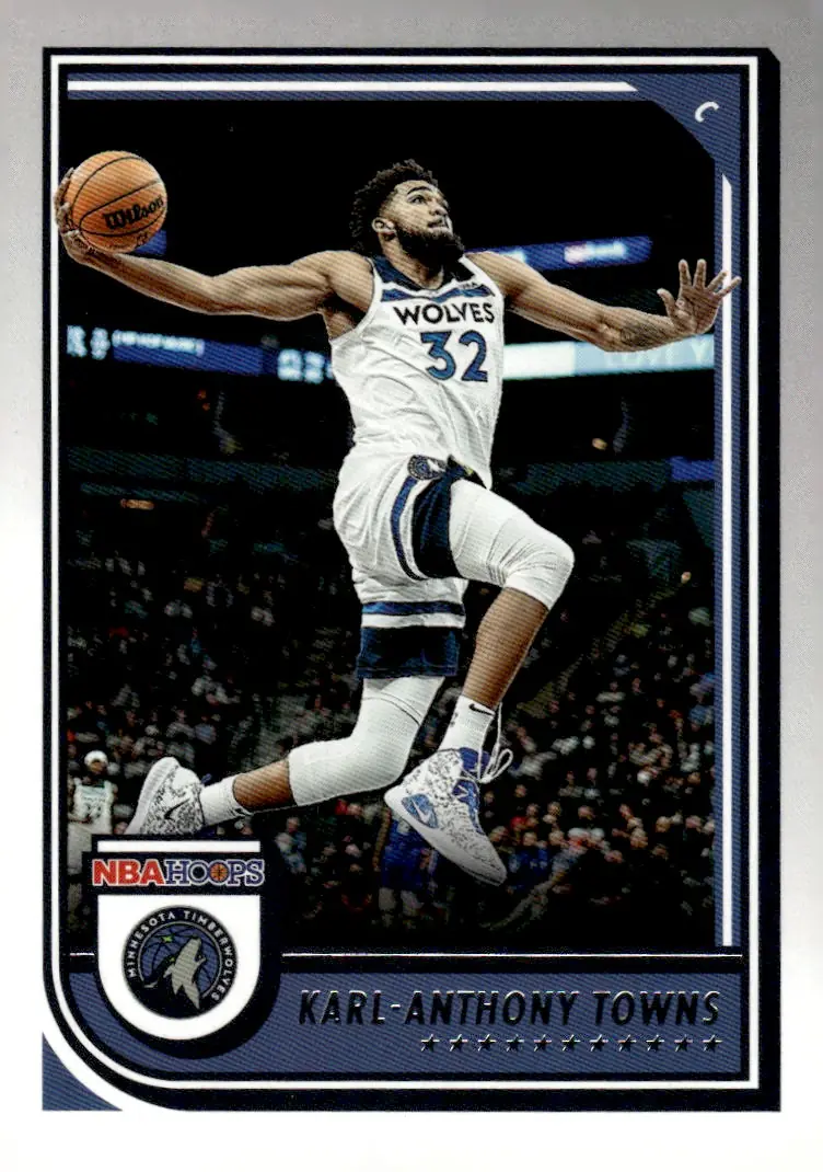 2022-23 NBA Hoops #195 Karl-Anthony Towns (front)