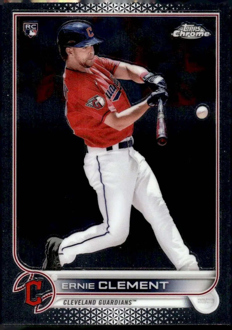 2022 Topps Chrome #145 Ernie Clement – Green Refractor (front)