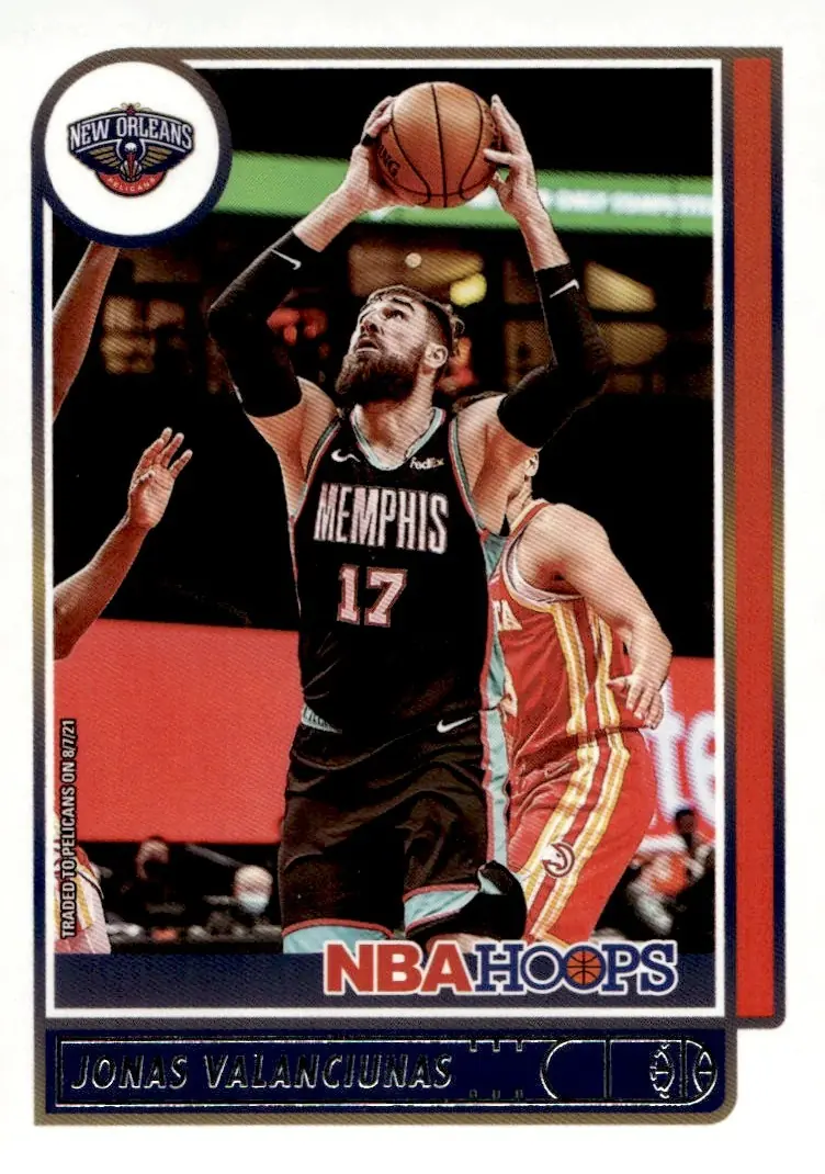 2021-22 NBA Hoops #152 Jonas Valanciunas (front)