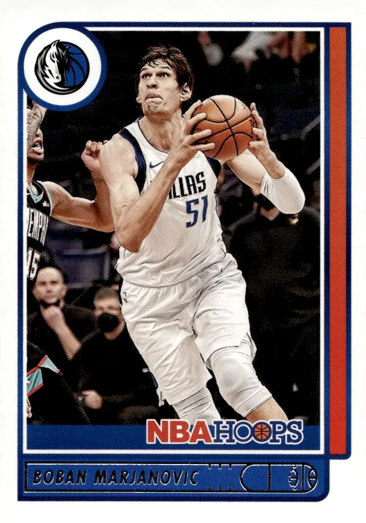 2021-22 NBA Hoops #122 Boban Marjanovic (front)