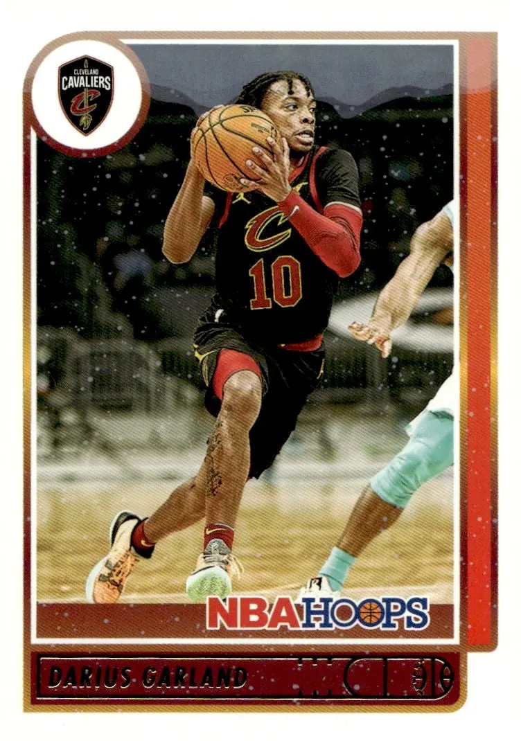 2021-22 NBA Hoops #95 Darius Garland (front)