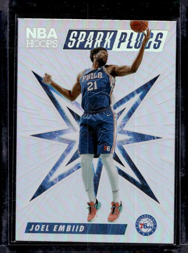 2022-23 NBA Hoops #22 Joel Embiid – Holo (front)