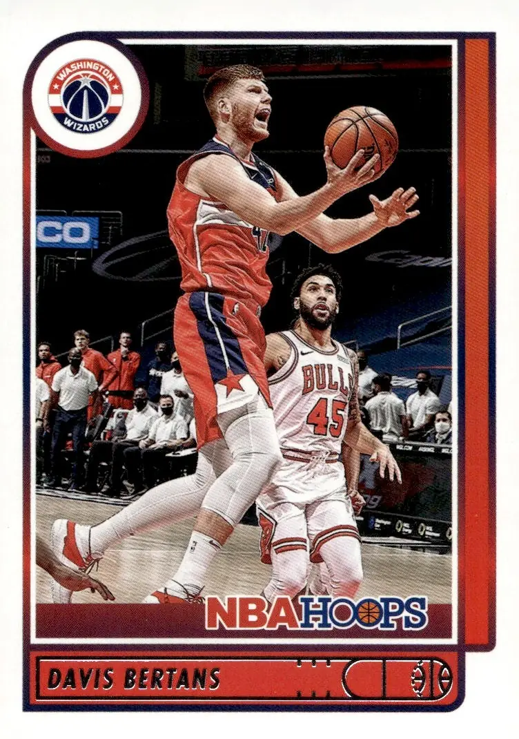 2021-22 NBA Hoops #130 Davis Bertans (front)
