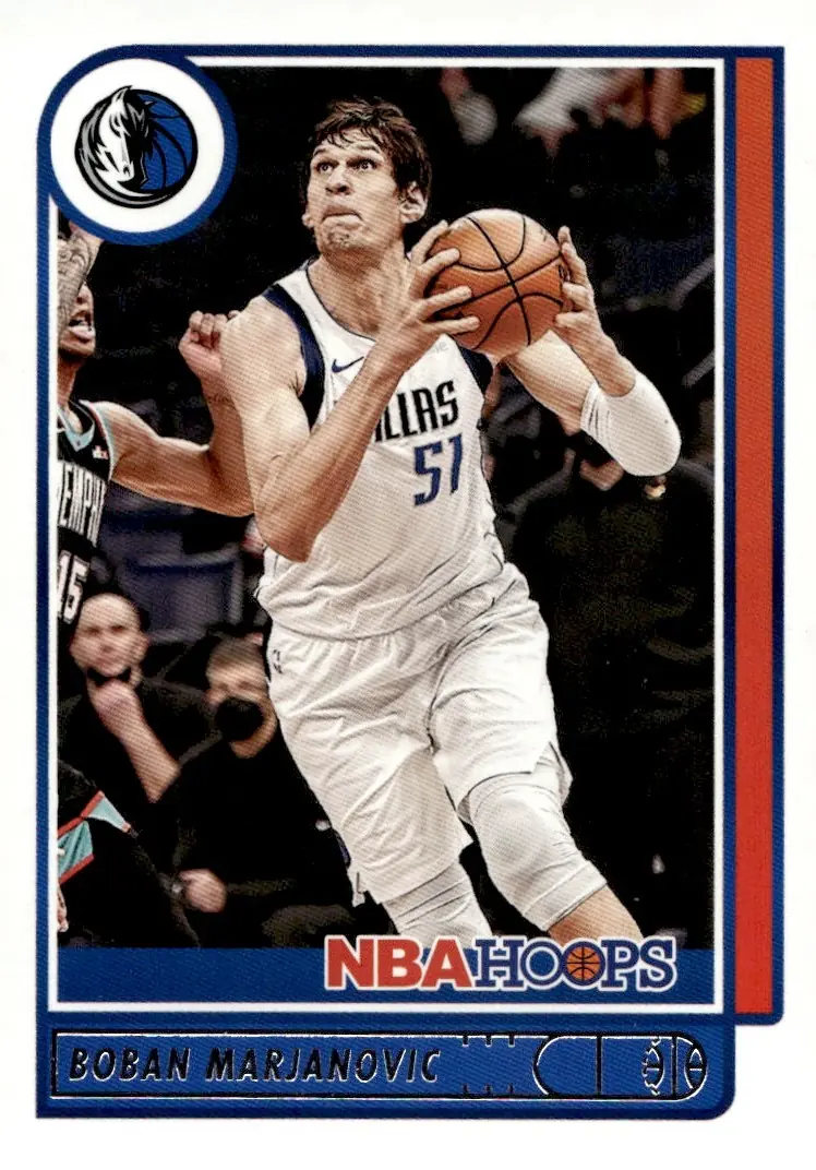 2021-22 NBA Hoops #122 Boban Marjanovic (front)