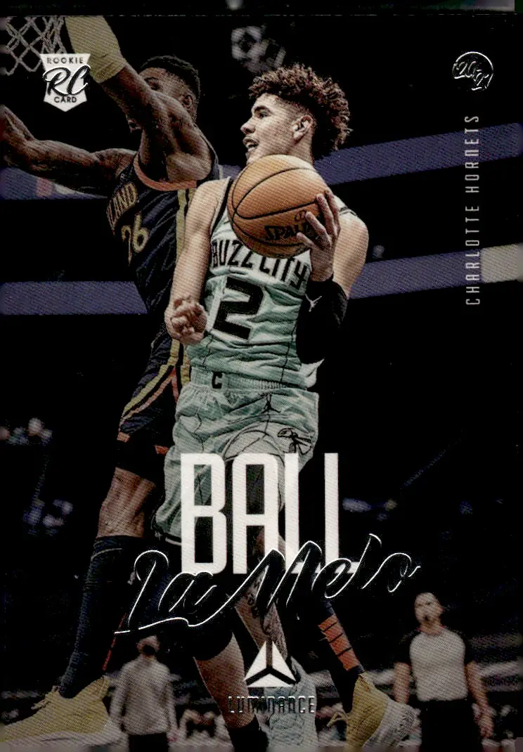 2020-21 Chronicles Basketball #147 LaMelo Ball (front)