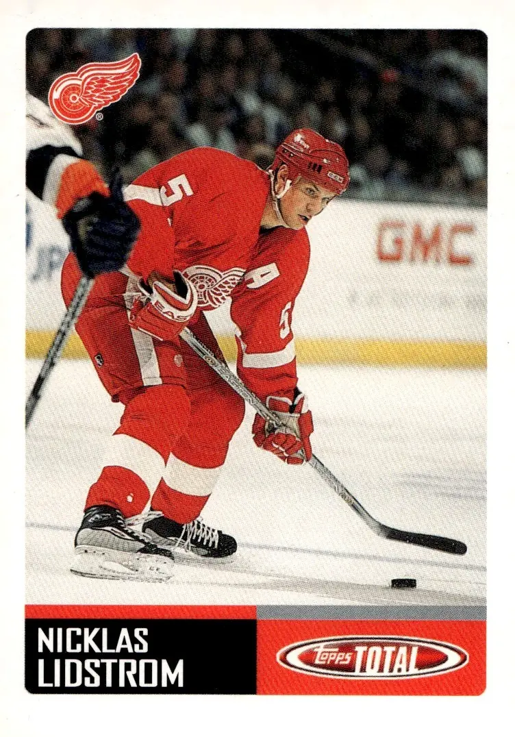 2002-03 Topps Total #1 Nicklas Lidstrom (front)