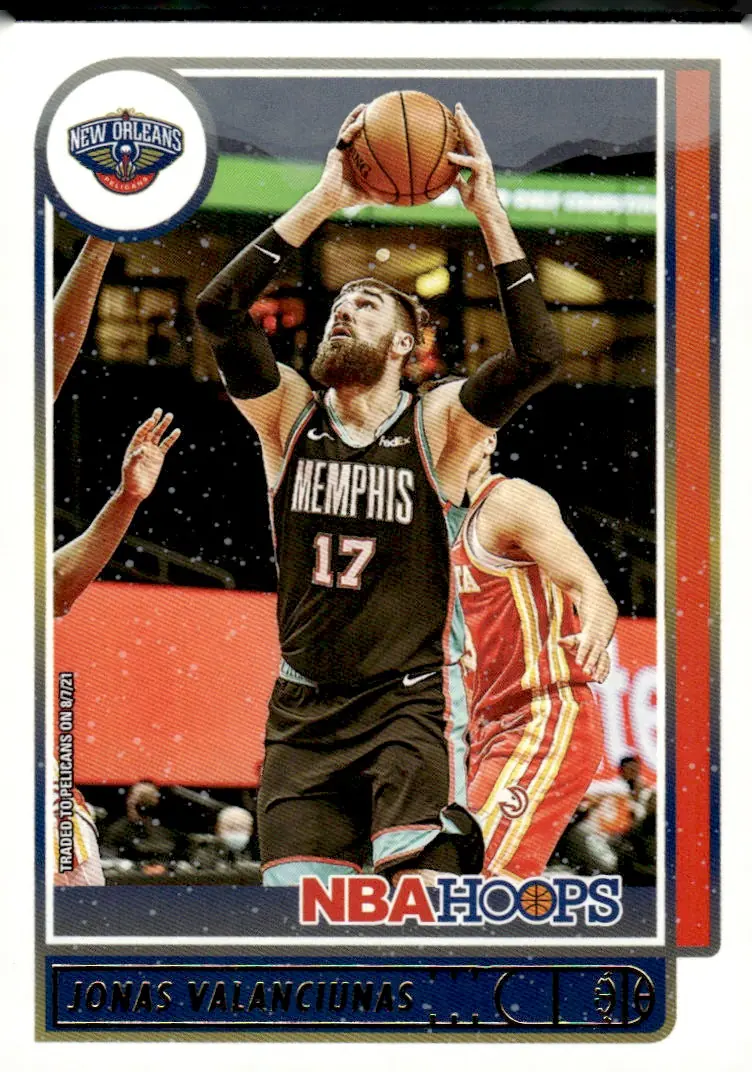 2021-22 NBA Hoops #152 Jonas Valanciunas (front)