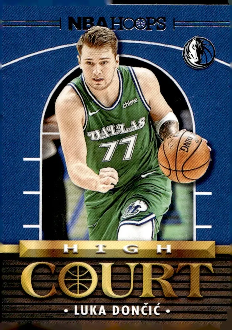 2021-22 NBA Hoops #14 Luka Dončić (front)
