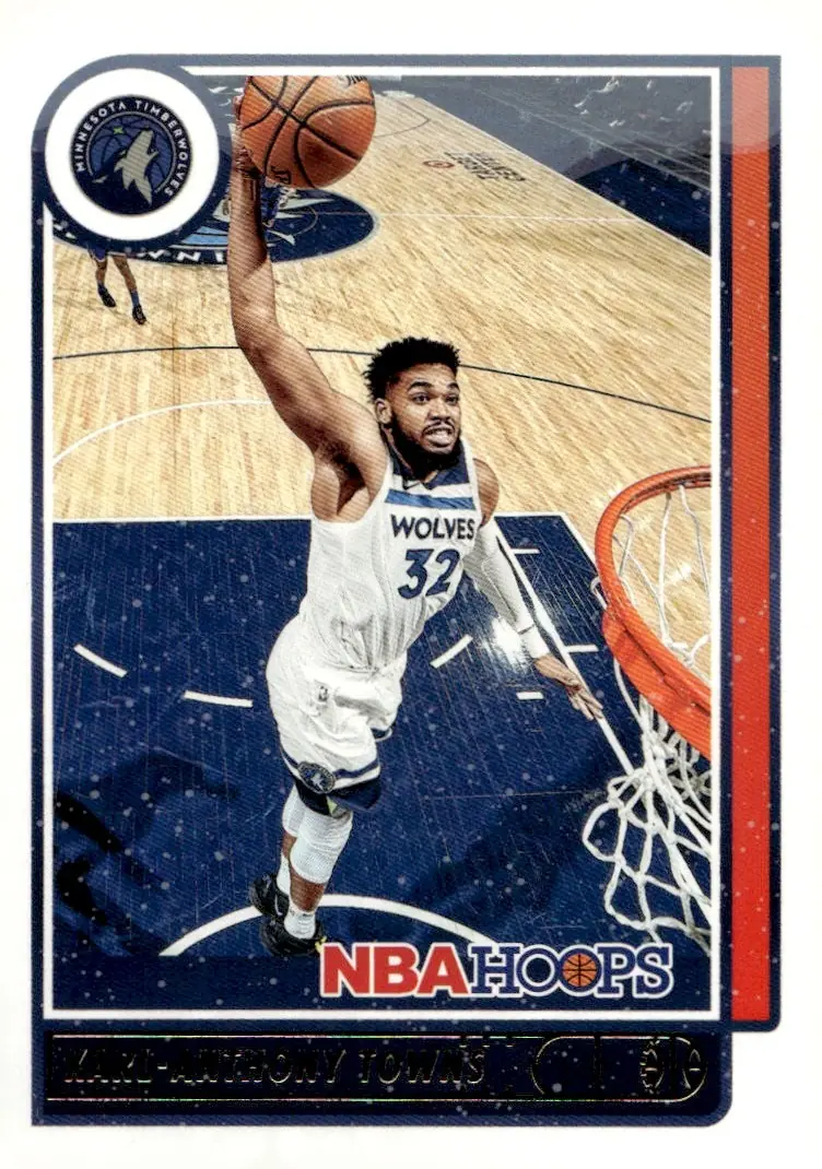 2021-22 NBA Hoops #141 Karl-Anthony Towns (front)