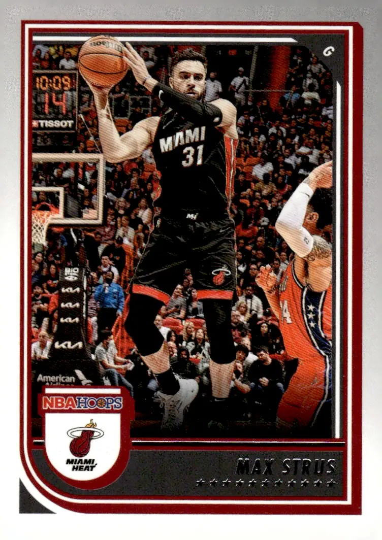 2022-23 NBA Hoops #102 Max Strus (front)