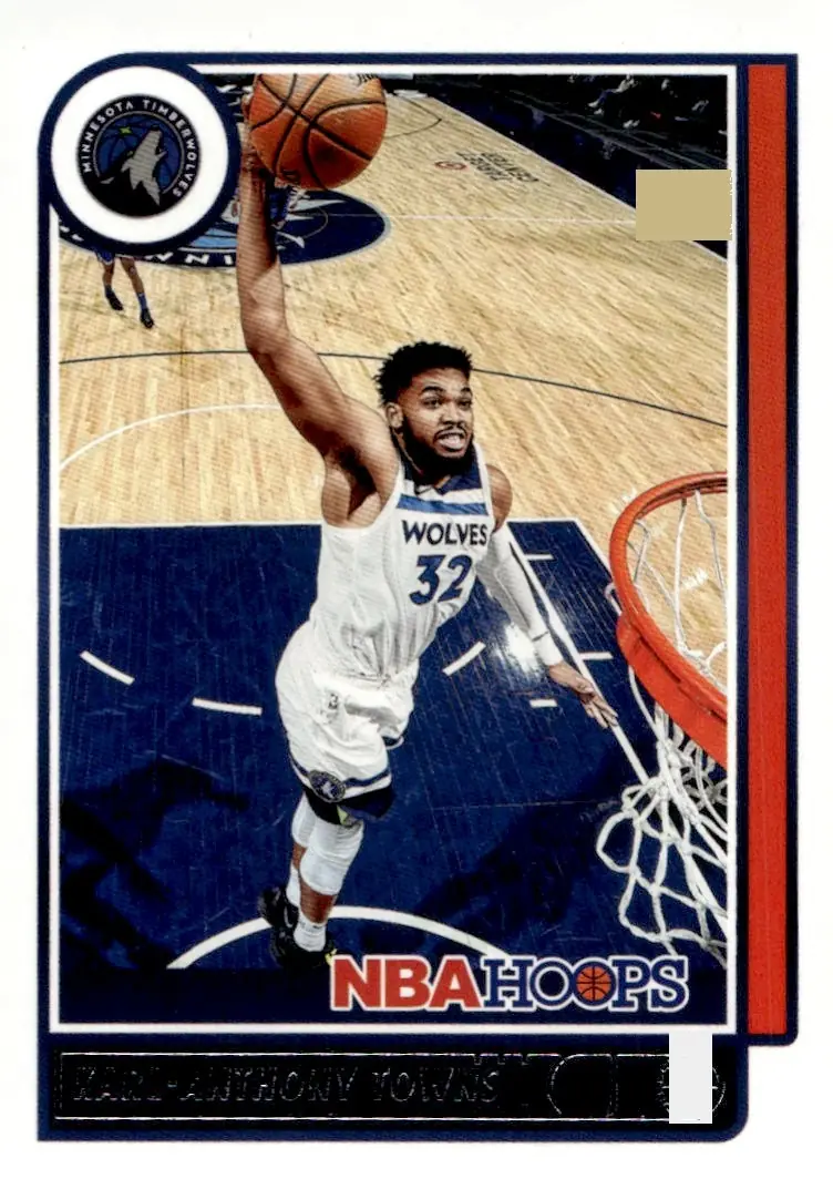 2021-22 NBA Hoops #141 Karl-Anthony Towns (front)