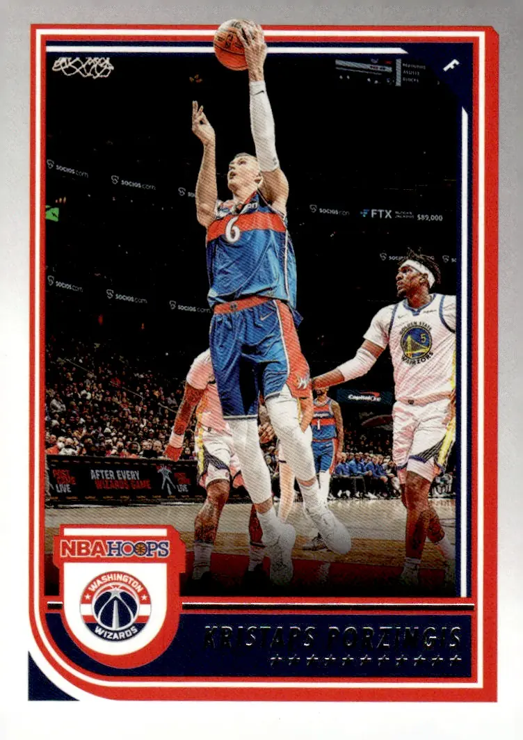 2022-23 NBA Hoops #115 Kristaps Porzingis (front)