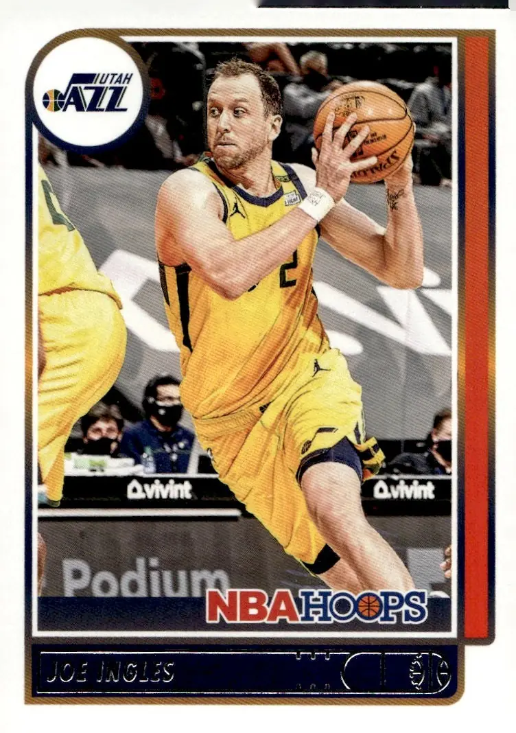 2021-22 NBA Hoops #189 Joe Ingles (front)
